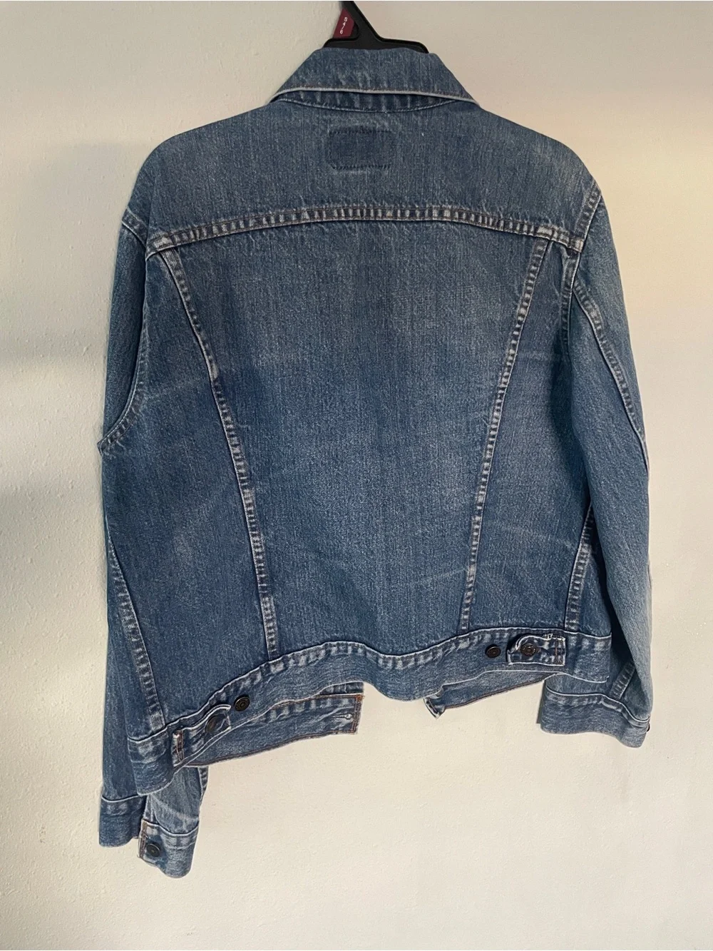 Levis vintage Classic Blue Denim Jacket - Men size 44